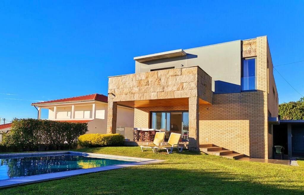 Hill & Beach House Viana do Castelo Bagian luar foto